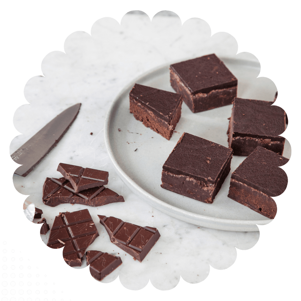 Fudgy vegan brownie with dark chocolate curls.